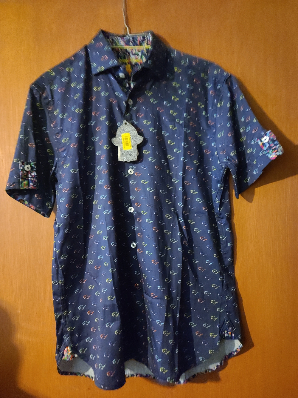 Men's Navy Short-Sleeve Button-Down Shirt with Sunglasses